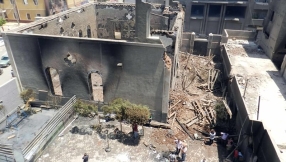 \'Extremists\' burn down church in Egypt