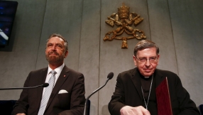 Christians have a duty to convert all Muslims, including ISIS militants â Vatican official