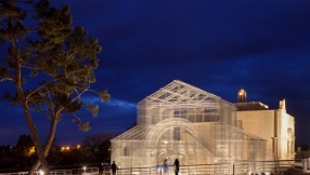 Ancient church in new light: Wire and mesh resurrect Italian ruins