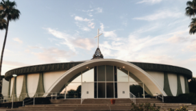 Pastor Mark Driscoll finds home for his new Trinity Church in Phoenix suburb