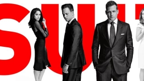 'Suits' season 7 midseason finale: Will Donna eventually crack under pressure?