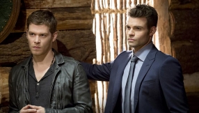 \'The Originals\' season 4 episode 6 spoilers: Klaus, Elijah try to catch Hollow\'s envoy by throwing a party