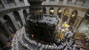 Engineers Work to Restore Jesus\' Burial Shrine in Jerusalem