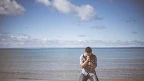 4 Reasons Why Christians Should Not Stop Praying Even Though God Does Not Answer