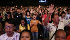 Muslim Group Forces Christians to End Christmas Church Service Preparation in Indonesia