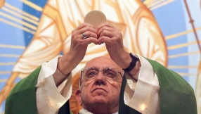 Pope Francis Slams \'Christian Parrots\' Who Go to Church But Don\'t Do Good Deeds