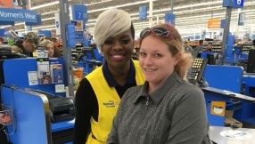 \'God Told Me To Give You $100\': Wal-Mart Cashier Stuns Family By Paying For Their Groceries