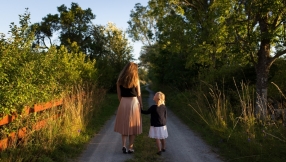 3 Encouragements From The Bible For The Struggling Single Parent