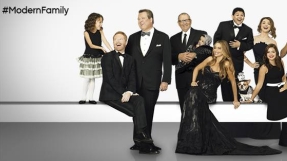 \'Modern Family\' Season 8 Episode 16 Spoilers, Renewal Update: Phil Feels The Pressure In Basketball Game; Cast, Studio In Talks For Season 9