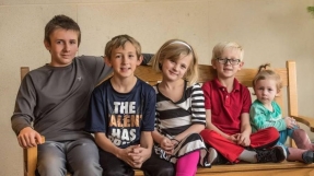 Plea to find adoptive family for 5 siblings who go to church and want to stay together goes viral