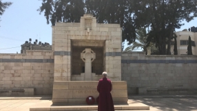 Archbishop of Canterbury in last minute visit to Gaza