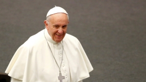 Pope Francis dances with Hasidic Jews at the Vatican