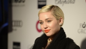 Miley Cyrus shuts down pregnancy rumors