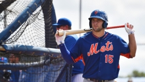 Tim Tebow news: Plays football in TNT studio with Shaq and Charles Barkley