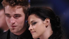 Robert Pattinson and Kristen Stewart were spotted together at a bar in Los Angeles