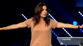 Not everything that goes viral is good, Lisa Bevere warns Christians