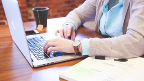 Women should work fewer hours than men to avoid burnout, study suggests