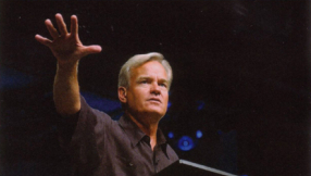 After Bill Hybels scandal, Willow Creek starts the search for a new senior pastor