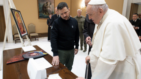 Zelensky meets Pope at Vatican