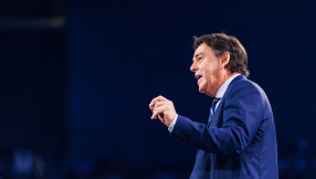 Alistair Begg announces retirement