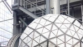 Watch New Year\'s Eve Times Square ball drop 2014 live stream online [webcast video]