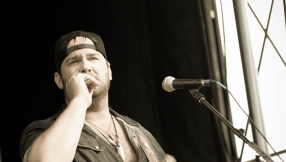 Lee Brice to release gospel album with mom, aunts