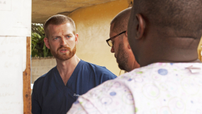 Dr Kent Brantly back on US soil for Ebola treatment; refused medicine so that missionary could have it instead