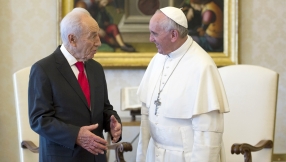 Former Israeli President asks Pope to set up \'religious UN\'