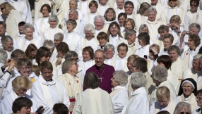 Justin Welby praises \'long overdue\' move as House of Lords approves women bishops