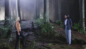 \'Once Upon A Time\' season 4 episode 5: Evil Snow Queen does whatever she can to get what she wants; Will Emma and Regina team up to beat her?