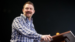 Ex Mars Hill church has called Mark Driscoll rival as pastor  