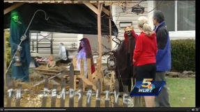 Ohio town demands zombie nativity scene come down