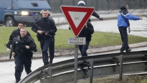 Dammartin-en-Goele manhunt: Anti-terrorism forces seek dialogue