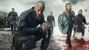 \'Vikings\' season 3 spoilers: King Ragnar faces new threats; could son Bjorn withdraw himself from the king\'s camp?