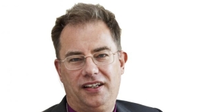 C of E should adopt \'Teach First\' training model to stave off shortage of priests