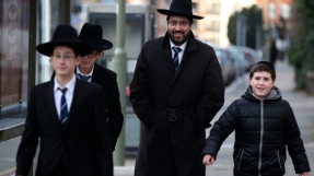 Former Chief Rabbi: British Jews fear for their safety