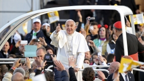 Pope Francis gets a special pizza delivery