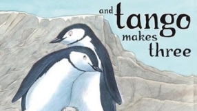 Gay penguin story receives complaints from library patrons