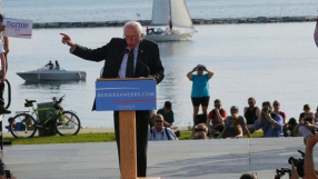 Bernie Sanders targets \'immoral\' US wealth disparity as he challenges Hillary Clinton in 2016 polls