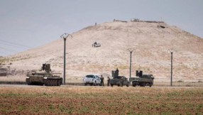 Islamic State re-enters key Syria border town Kobane 