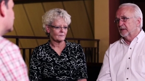 Iowa couple who refused to host gay wedding \'inspires\' GOP bet Ted Cruz