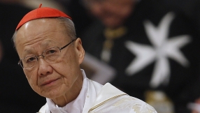 Hong Kong bishop urges end to cross removal campaign