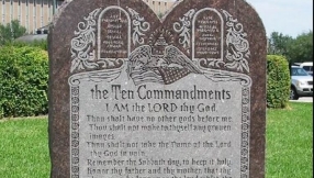 Hindu statue next to Ten Commandments monument? No way, says Arkansas gov\'t