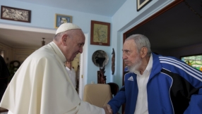 Pope meets Fidel Castro, warns against ideology on Cuba trip