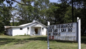 Three injured in Alabama church shooting