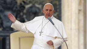 Women juggling work and family life \'must be protected\' says Pope