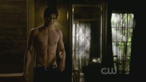 \'Vampire Diaries\' season 7 spoilers: \'Concept episode\' 10 to focus on Damon Salvatore