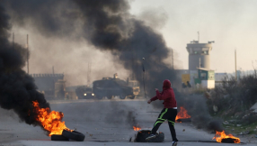 \'Santas\' wearing gas masks attack Jesus\' birthplace on Christmas week; fears of new Palestinian uprising mount