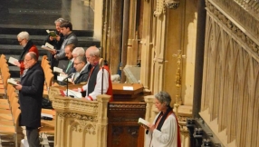 Church of England weekly attendance falls below one million for first time