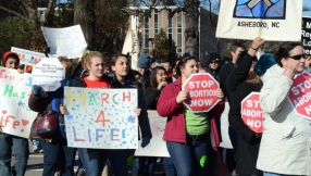 \'Duck Dynasty\' stars Alan and Lisa Robertson lead rally against abortion